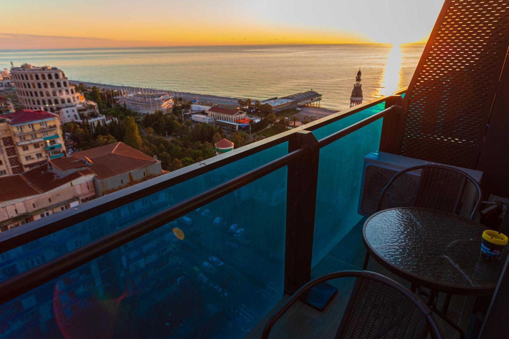 Seaside Batumi Apartment Bagian luar foto