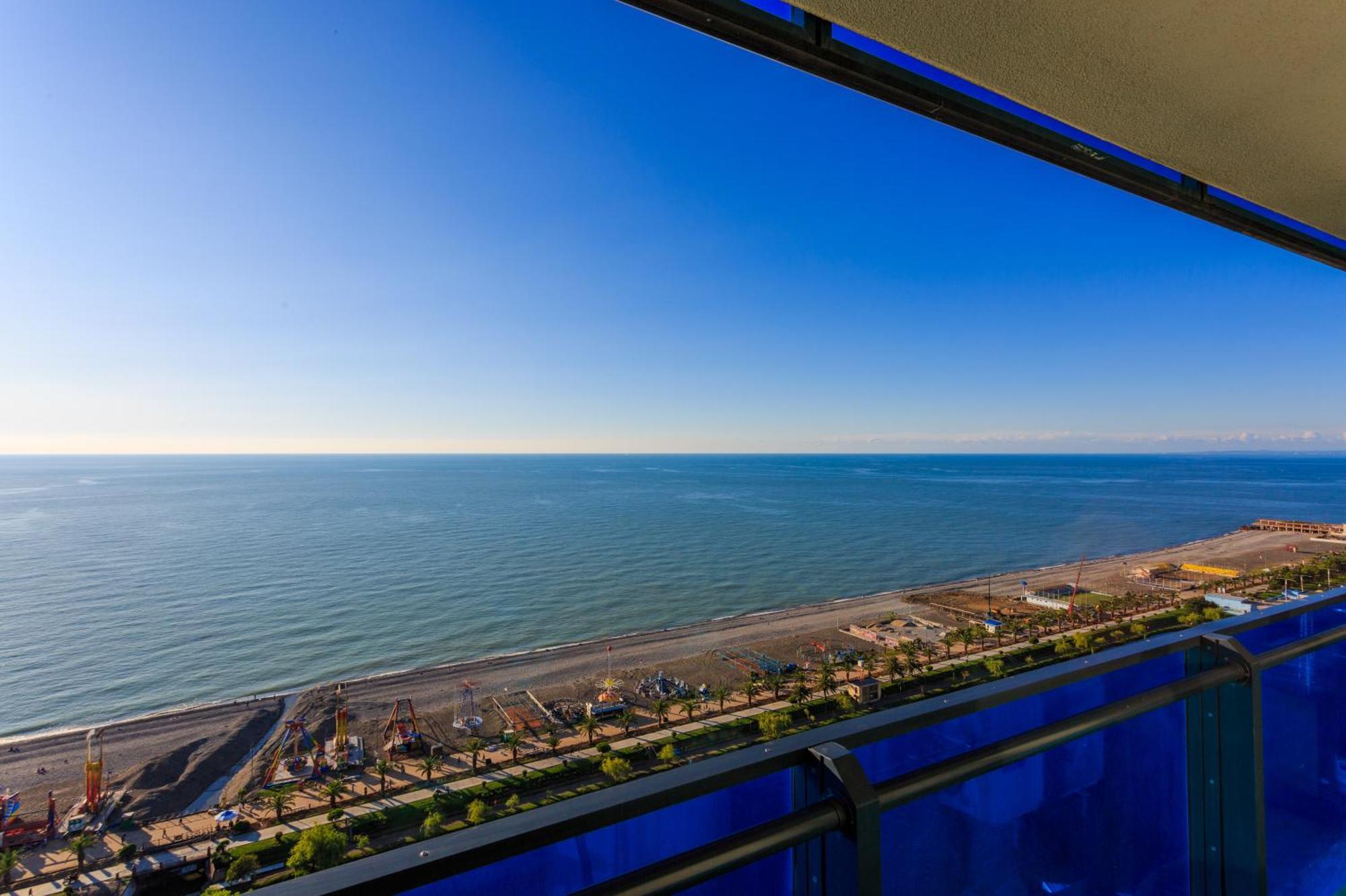 Seaside Batumi Apartment Bagian luar foto